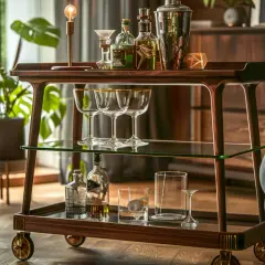 Barki na kółkach: Funkcjonalny mebel w stylu retro w Twoim domu