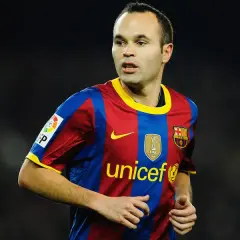 Iniesta ile ma lat? Poznaj wiek legendy piłki nożnej!