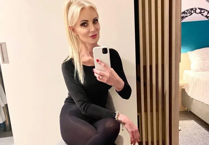 Ile lat ma wokalistka Elwira Mejk? Tajemnica wieku gwiazdy disco
