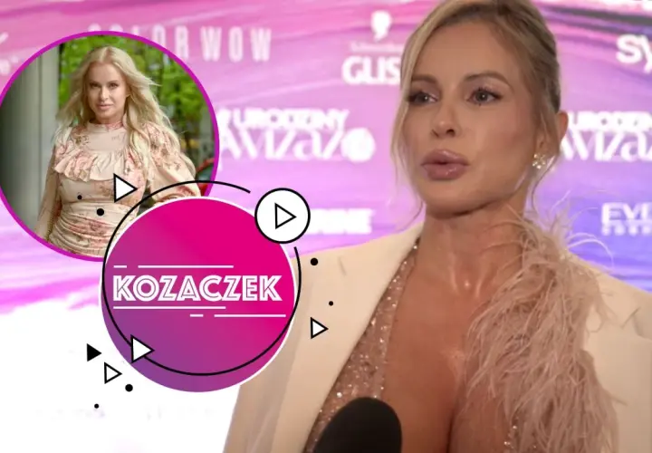 Kobieta z blond włosami w beżowej marynarce i sukience w kwiaty, obok okrągły element z napisem KOZACZEK.