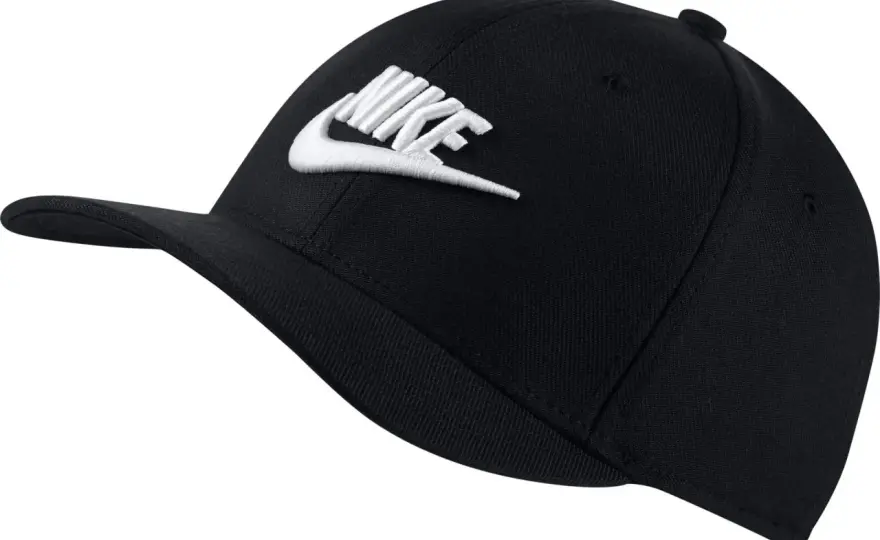 Ile kosztuje czapka z Nike? Ceny różnych modeli i gdzie kupić taniej